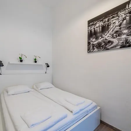 Diamond - Corvin Budapest