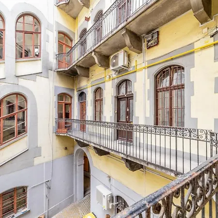 Diamond - Corvin Budapest